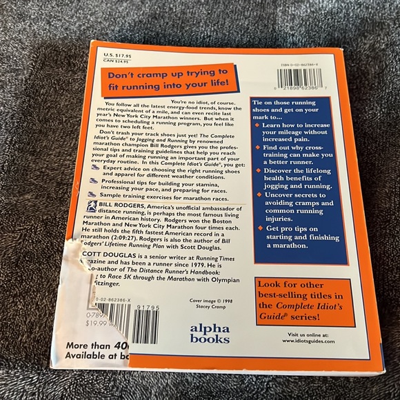 THE COMPLETE IDIOT”S GUIDE JOGGING AND RUNNING PAPER BACK BOOK - Picture 3 of 16
